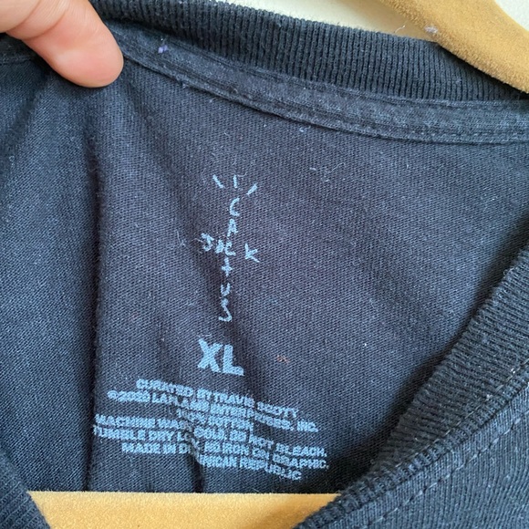 Travis Scott cactus jack x McDonalds tee - Picture 3 of 4